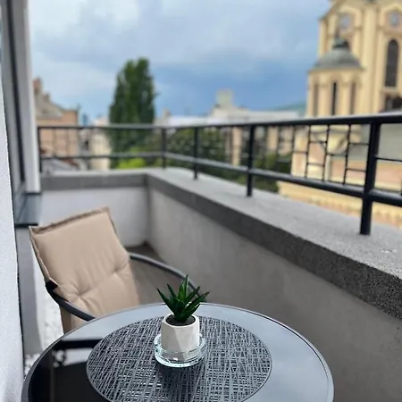 Apartment Skyline *